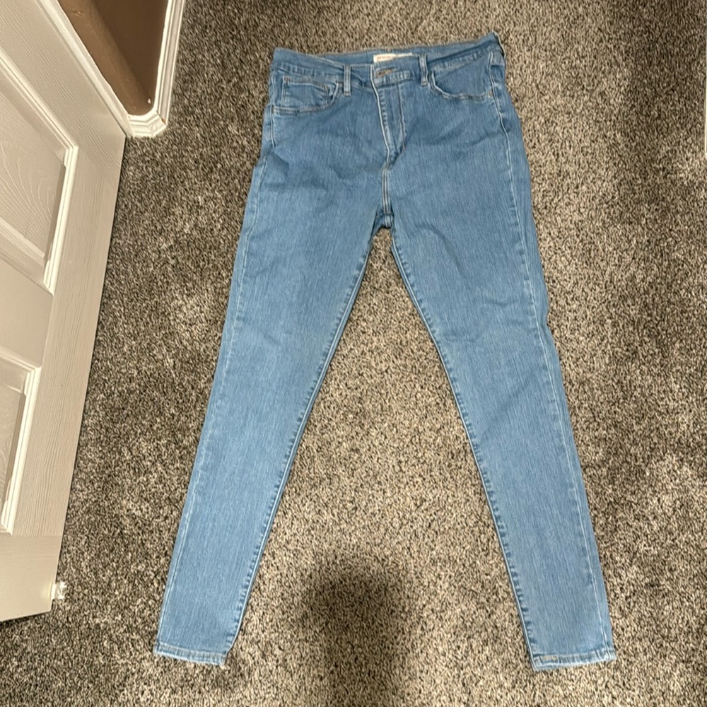 Levi’s high rise super skinny